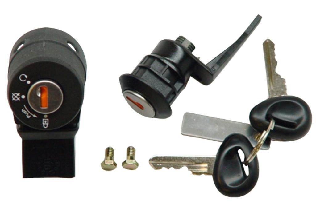 Varias ranuras de contacto establecidas Peugeot Buxy Fox