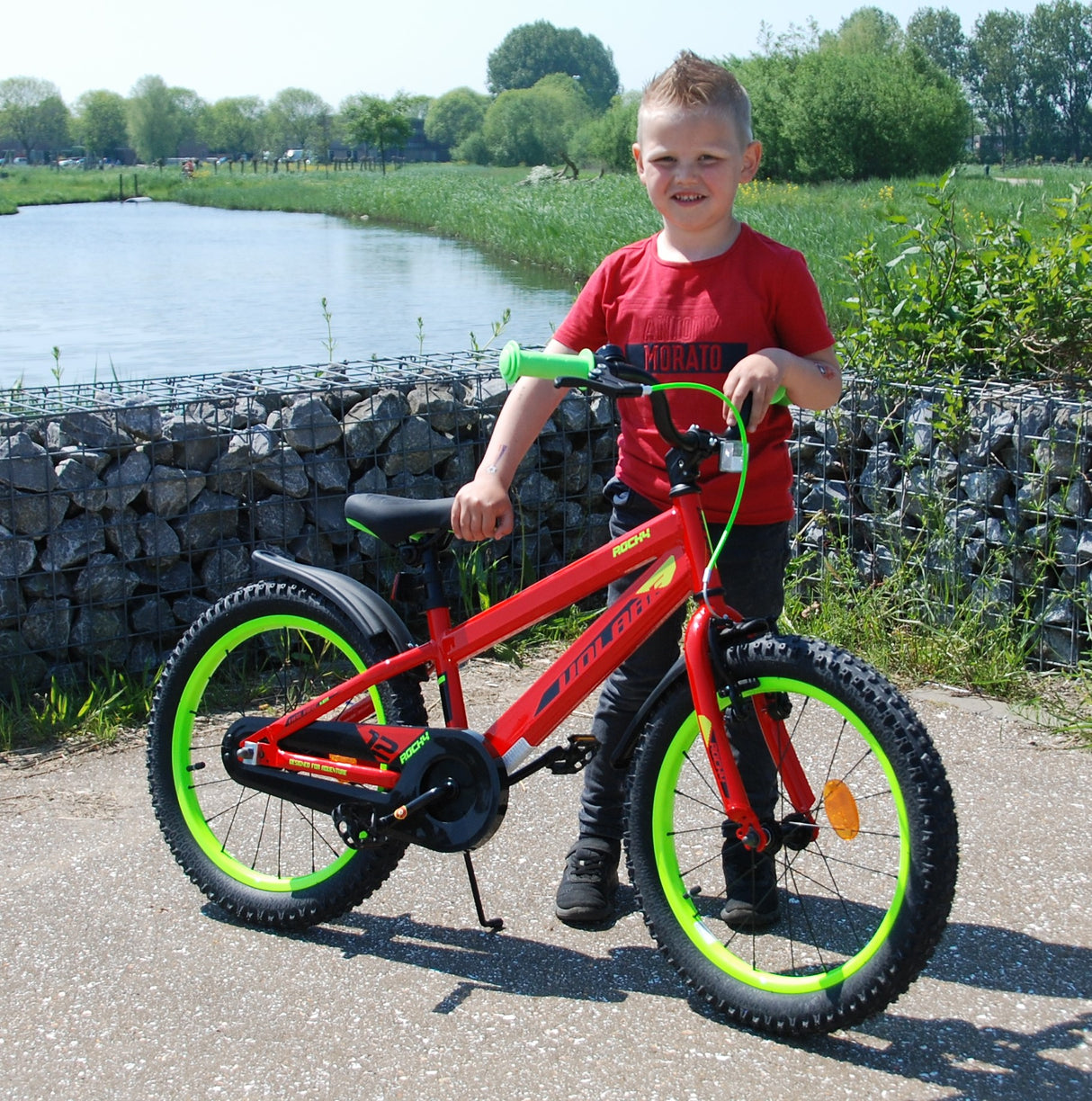 Bicycle per bambini rocciosi di Vlatare - Ragazzi - 16 pollici - ROSSO