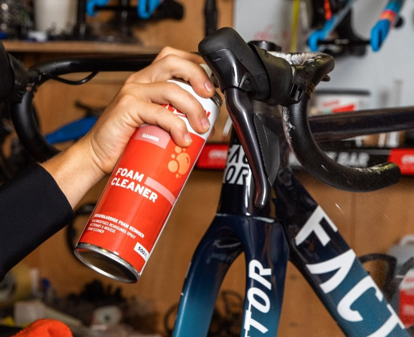 Pěnový sprej cyklon 250 ml