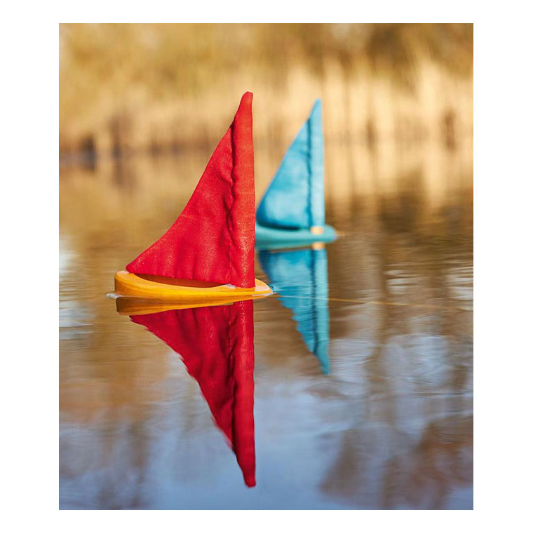 Barca a vela in legno Goki piccolo