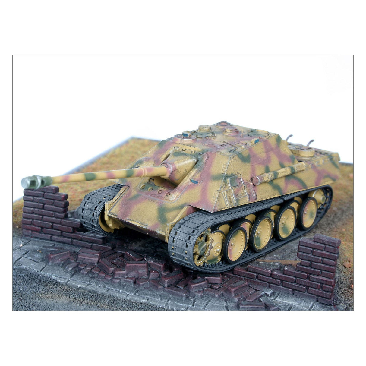 Ëmfaasst Tank 173 Jagdpanator