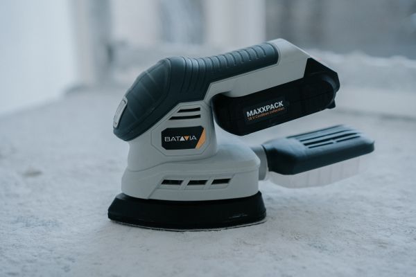 AC Battery Multi -Drain Machine (MAXXPACK 18V).