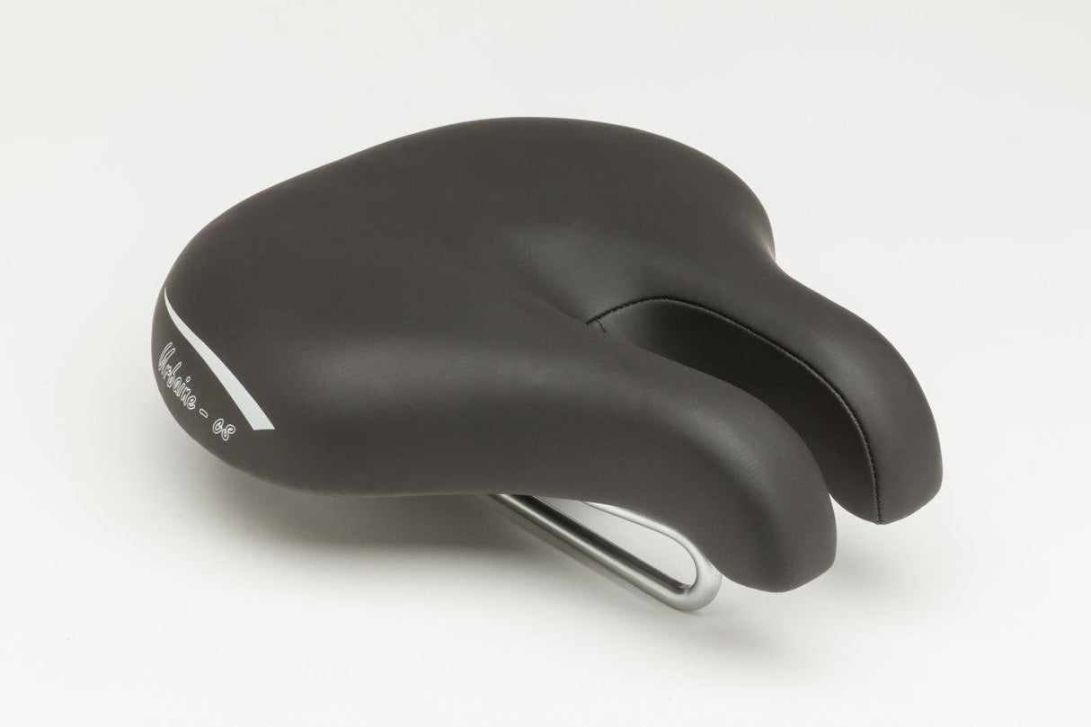 An Zesummenaarbecht mat Saddle Ubaine Komfort Serie