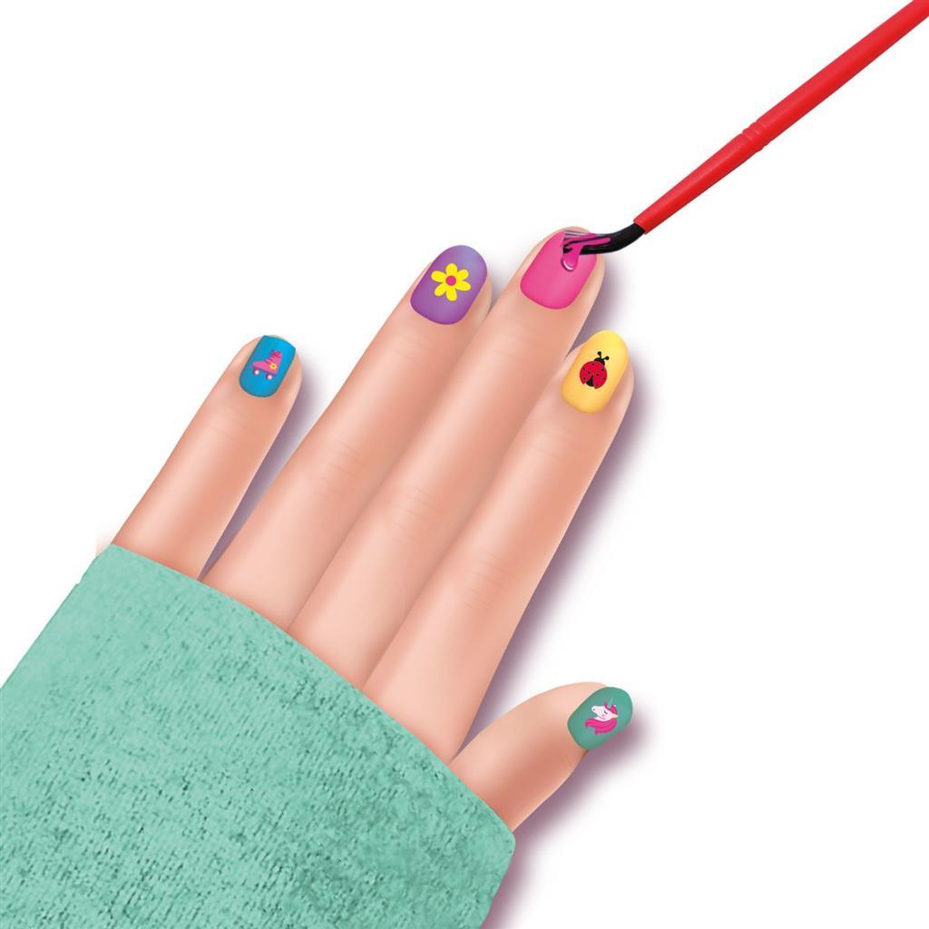 Smalto nail art