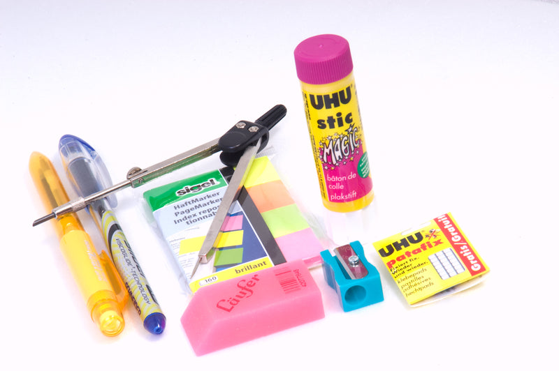 Kenguro K-7402 Cup z mimoidočimi gumi Gum Glue itd.