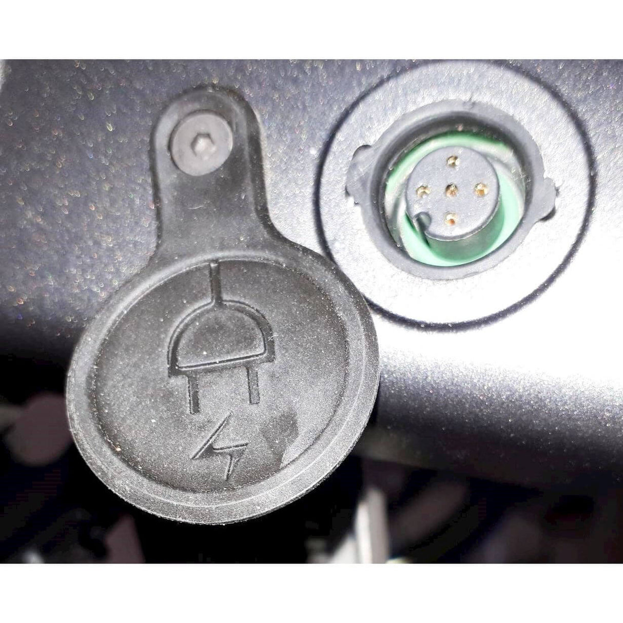 Cortina Load Plug Cover C-typ