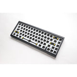 Ducky projizzéiert Tinker 65 mat Qmk via