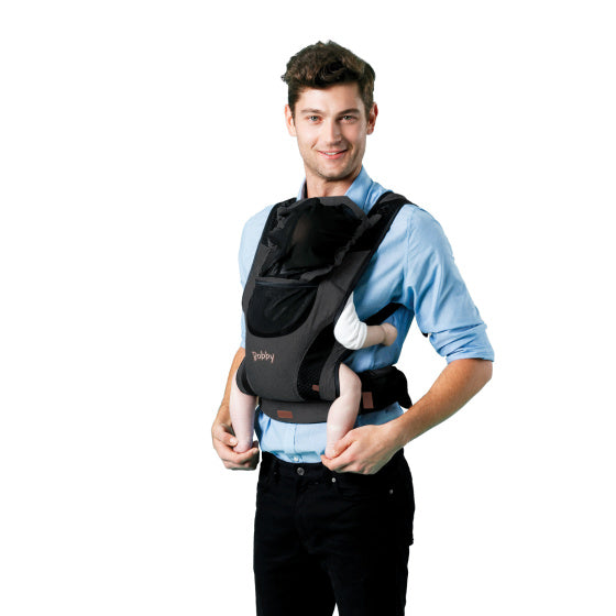 Chipolino Bobby Ergonomische Babytrage mit Hood Ebony