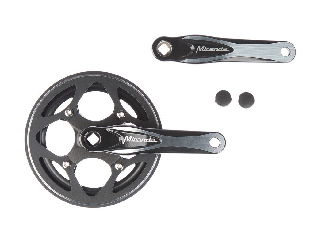 Miranda Cranket 44 Tands 3 32-1 8 Black Silver Beta with chain edge