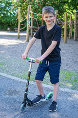 Muuwmi 2-Rad Kinderestp flappbare Foussbrems schwaarz gréng